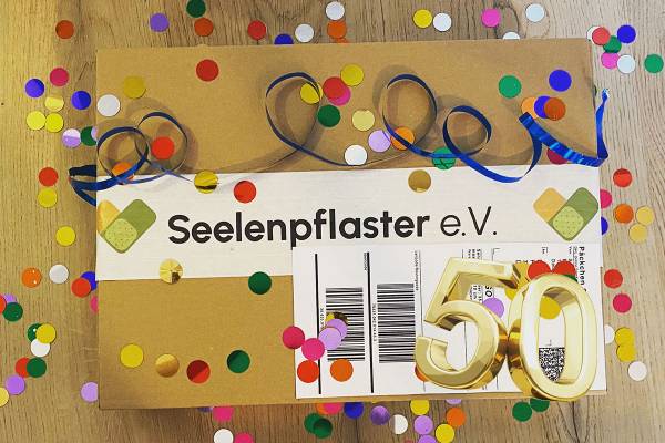 50 Seelenpflaster Pakete – 50 leuchtende Kinderaugen 